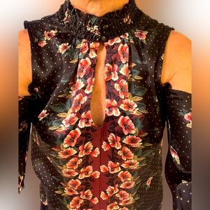 Nanette Lepore 100% silk blouse size S